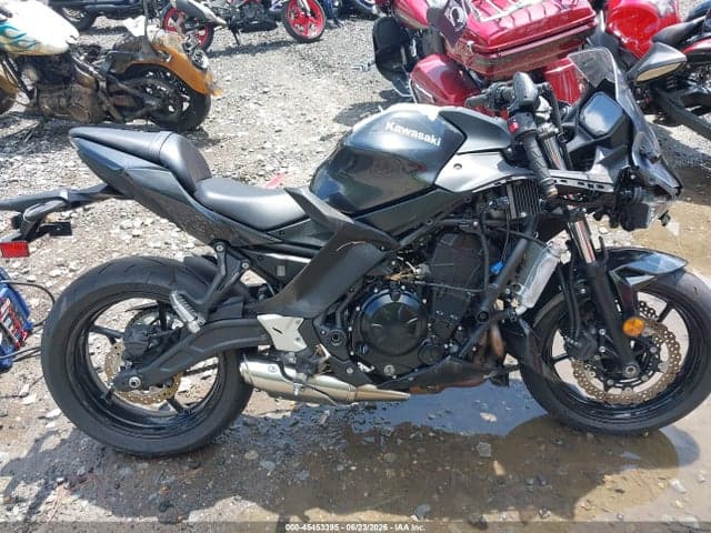 2026 KAWASAKI EX650 R 11