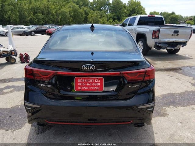 2021 KIA FORTE GT 17
