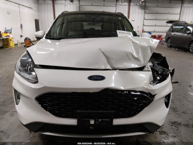 2020 FORD ESCAPE SEL 19