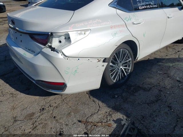 2022 LEXUS ES 250 6