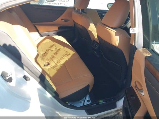 2022 LEXUS ES 250 8