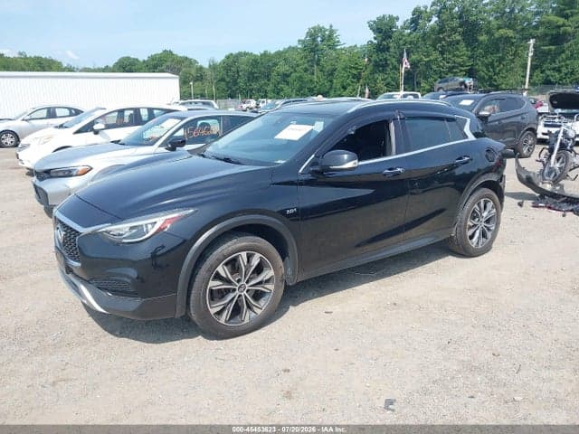 2018 INFINITI QX30 LUXURY 2