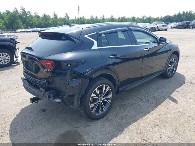 2018 INFINITI QX30 LUXURY 4
