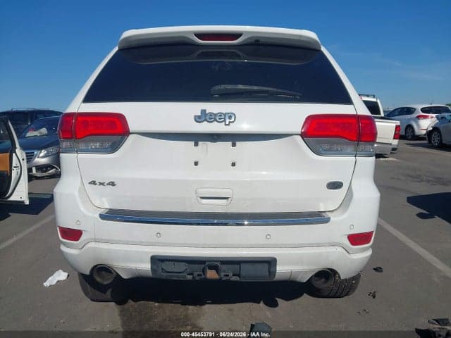 2018 JEEP GRAND CHEROKEE OVERLAND 4X4 17