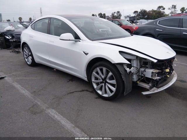 2018 TESLA MODEL 3