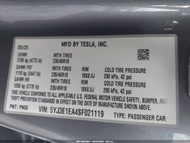 2025 TESLA MODEL 3 9