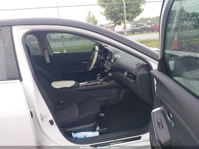 2022 NISSAN SENTRA SR XTRONIC CVT 5