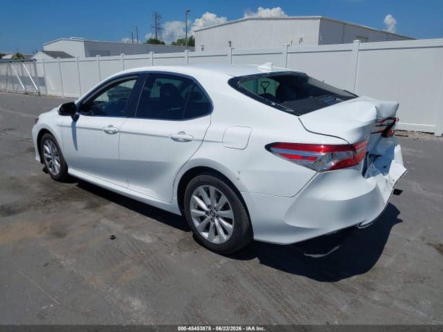 2020 TOYOTA CAMRY LE 3