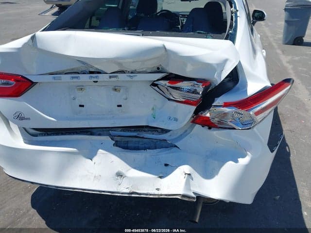 2020 TOYOTA CAMRY LE 6