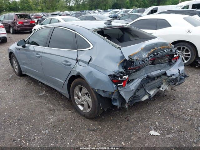 2026 HYUNDAI SONATA SE 3