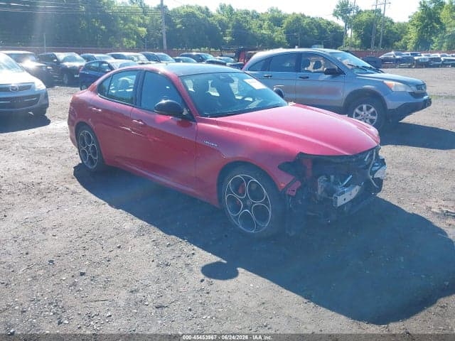 2022 ALFA ROMEO GIULIA VELOCE AWD