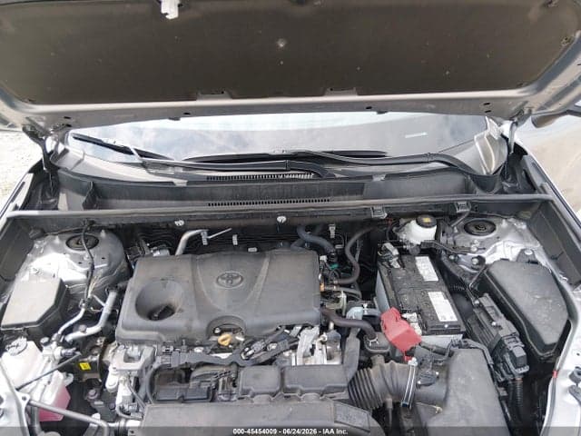 2021 TOYOTA RAV4 XLE 10
