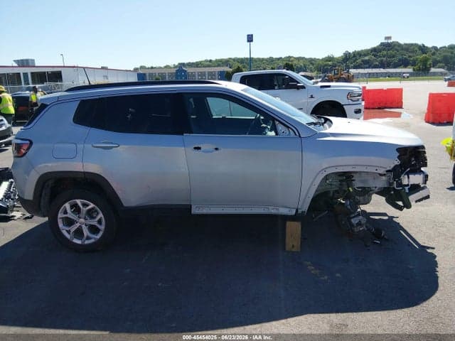 2024 JEEP COMPASS LATITUDE 4X4 12