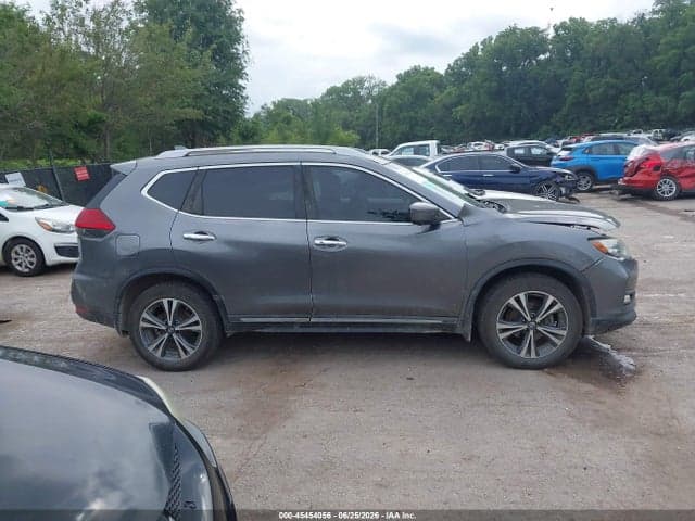 2017 NISSAN ROGUE SL 14