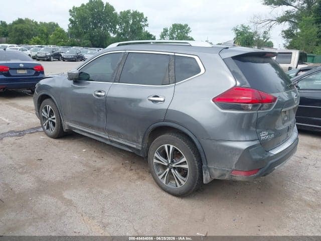 2017 NISSAN ROGUE SL 3