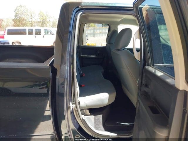 2017 RAM 1500 TRADESMAN 4X4 6'4 BOX 8
