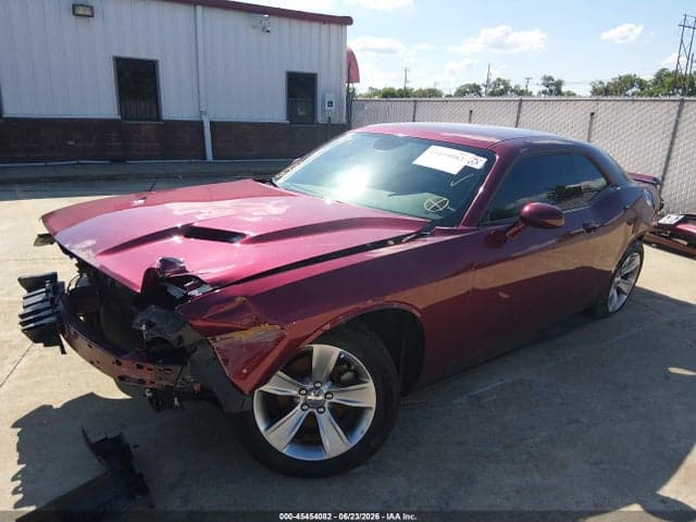 2022 DODGE CHALLENGER SXT 2