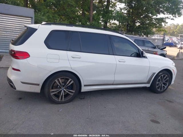 2021 BMW X7 M50I 13