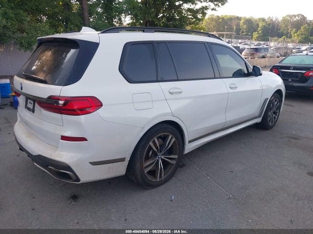 2021 BMW X7 M50I 4