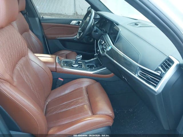 2021 BMW X7 M50I 5