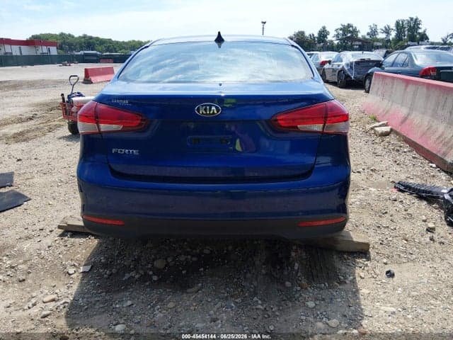 2017 KIA FORTE LX 17