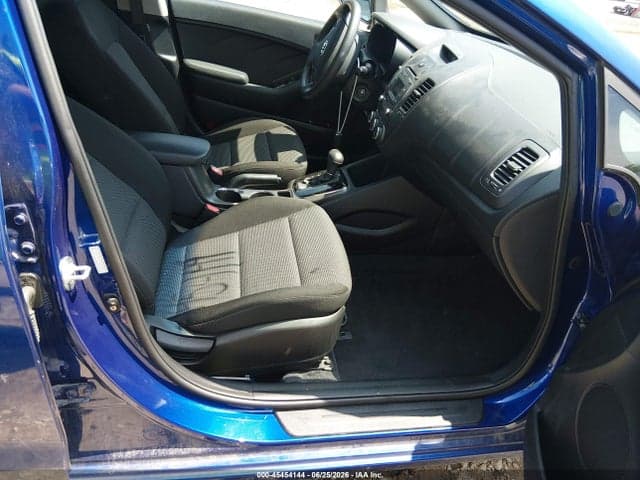 2017 KIA FORTE LX 5