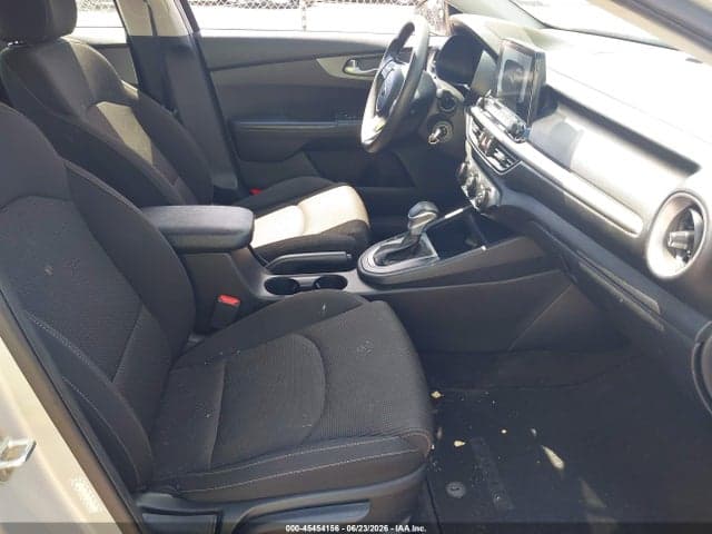 2020 KIA FORTE LXS 5