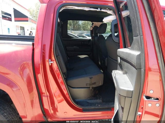 2025 TOYOTA TACOMA SR5 8