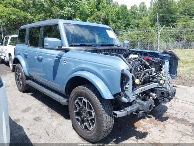 2024 FORD BRONCO OUTER BANKS 1