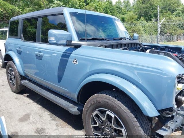 2024 FORD BRONCO OUTER BANKS 14