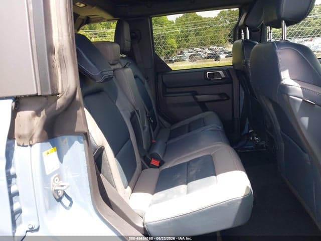 2024 FORD BRONCO OUTER BANKS 8