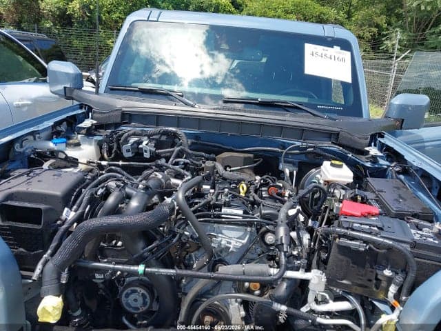 2024 FORD BRONCO OUTER BANKS 10