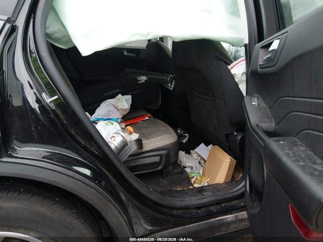 2021 FORD ESCAPE SE 8