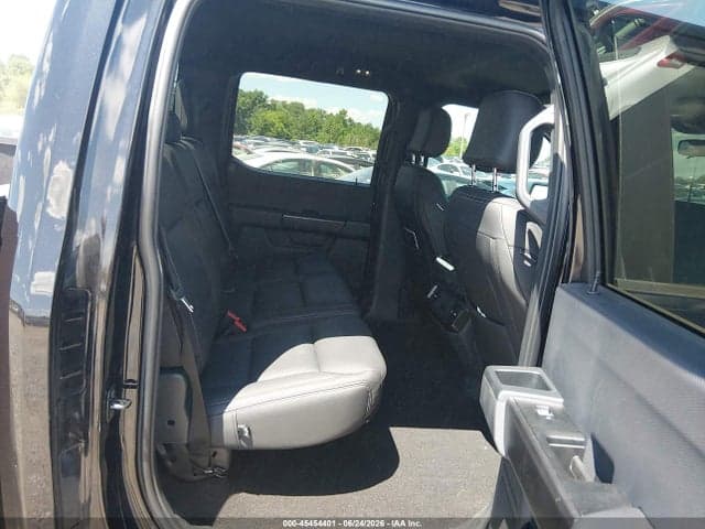 2025 FORD F-150 STX 8