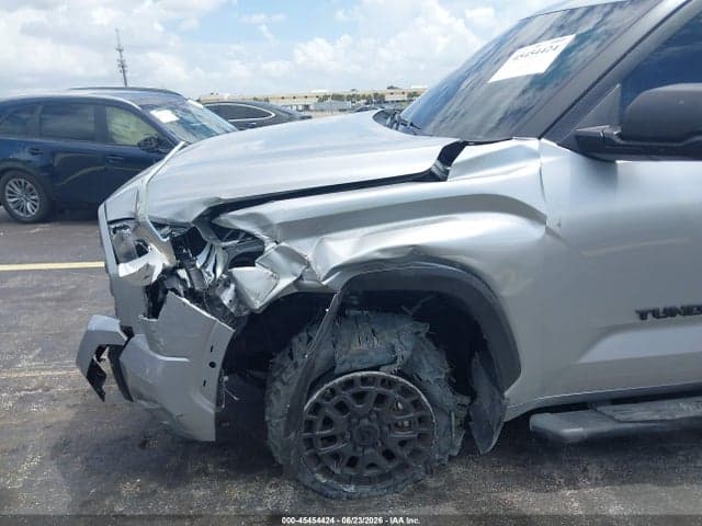 2025 TOYOTA TUNDRA SR5 6