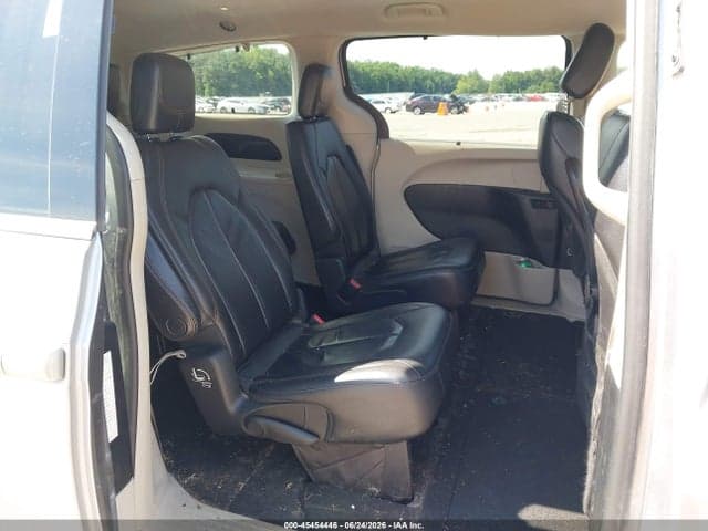 2018 CHRYSLER PACIFICA TOURING L 8