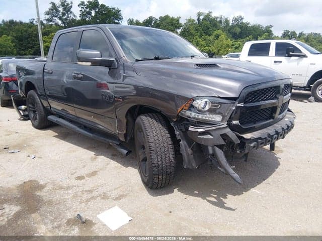 2017 RAM 1500 NIGHT 4X4 5'7 BOX