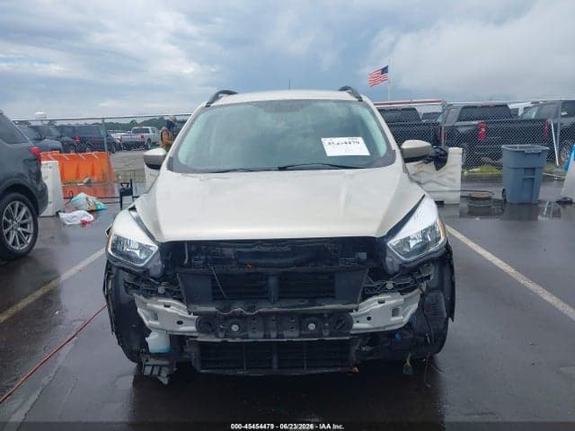 2018 FORD ESCAPE SE 13