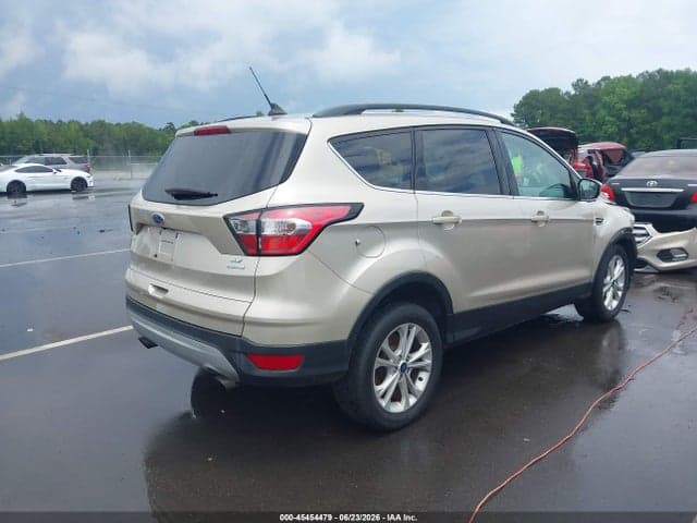 2018 FORD ESCAPE SE 4