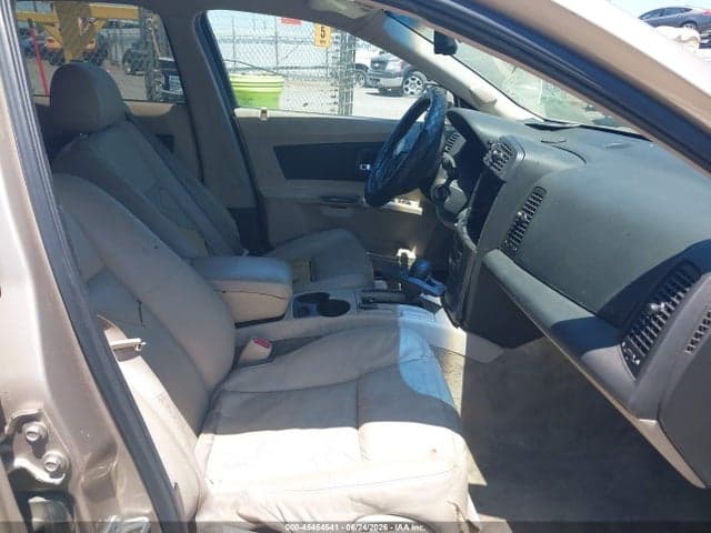 2005 CADILLAC CTS BASE 5