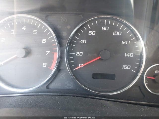 2005 CADILLAC CTS BASE 7