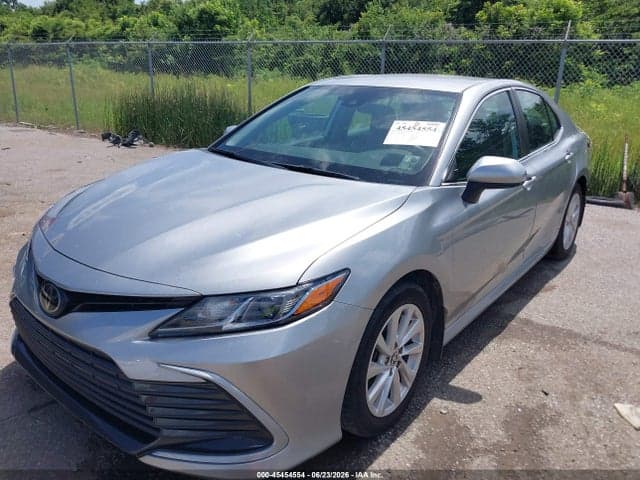 2023 TOYOTA CAMRY LE 2