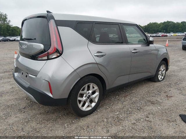 2024 KIA SOUL LX 4
