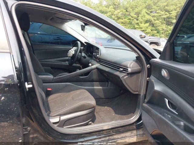 2023 HYUNDAI ELANTRA SEL 5