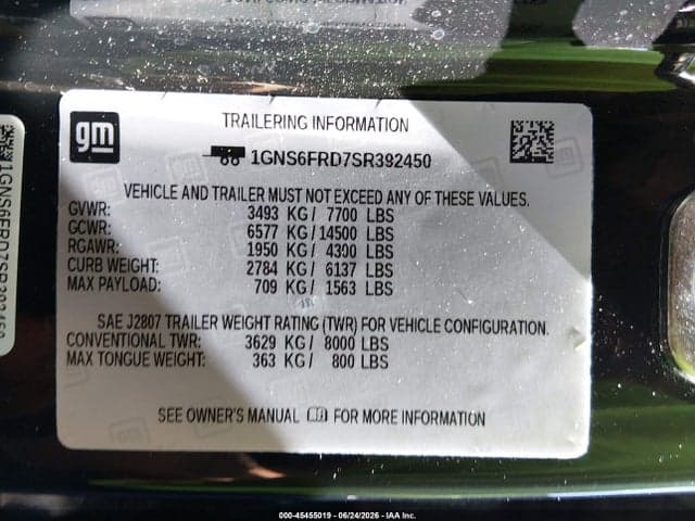 2025 CHEVROLET SUBURBAN 4WD PREMIER 9