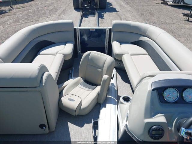 2020 BARLETTA PONTOON 5