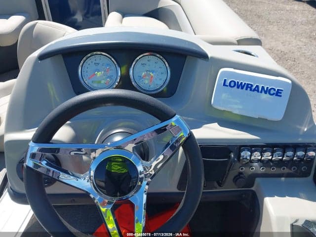 2020 BARLETTA PONTOON 7