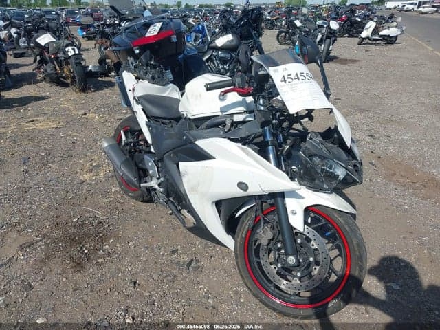 2017 YAMAHA YZFR3 A - 1