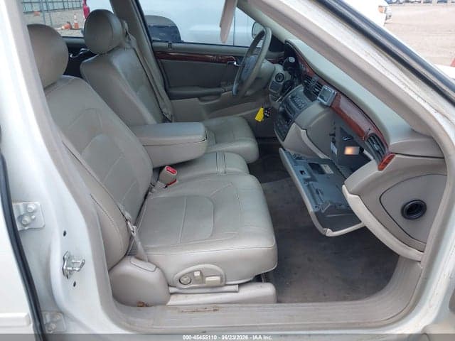 2005 CADILLAC DEVILLE LIVERY 5
