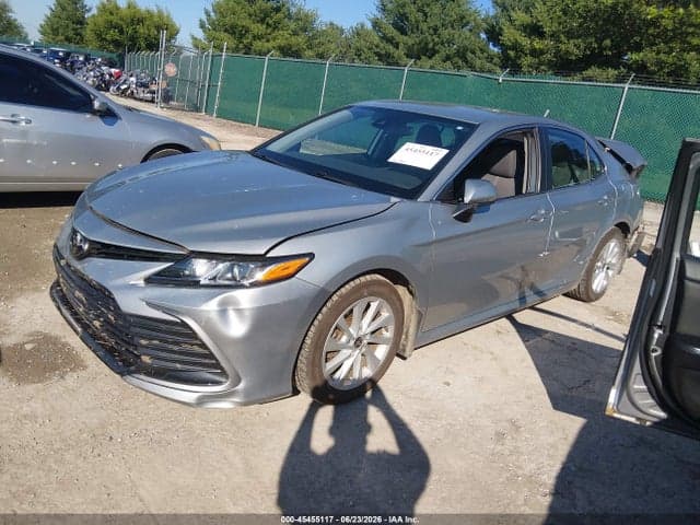 2022 TOYOTA CAMRY LE AWD 2